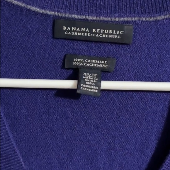 Banana Republic 100% cashmere sweater - Picture 5 of 8